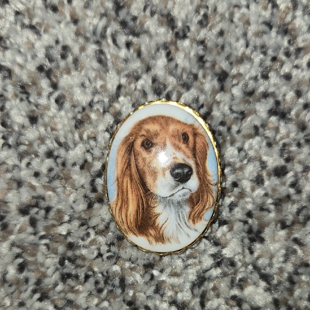 Dog Portrait Oval Brooch - Gold and Brown